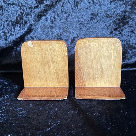 Rustic Wood Bookends | Vintage Farmhouse | Cottagecore Schoolhouse - Picture 1 of 10